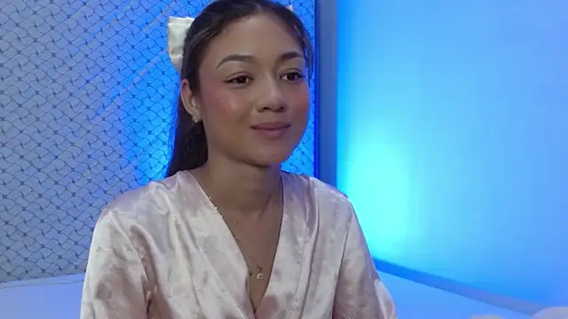 hantonella_'s Live XXX Chat