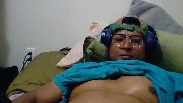 MrCleangreyxtc Show in webcam