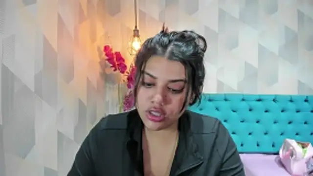 LindaBreeS Live Chatraum