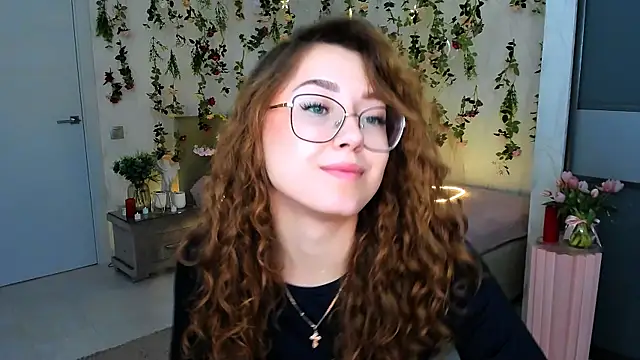 SereneFlame élő XXX-chatje
