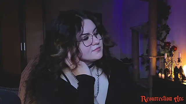 Laura_Karamazov's Live XXX Chat