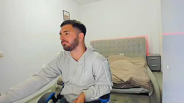 Онлайн чат XXX StewartBobb