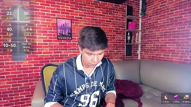 Thiago_Kozak: онлайн-секс-чат