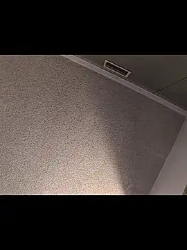 Cnutt310 webkamerás műsora