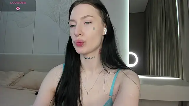 JenniferQueen11: онлайн-секс-чат