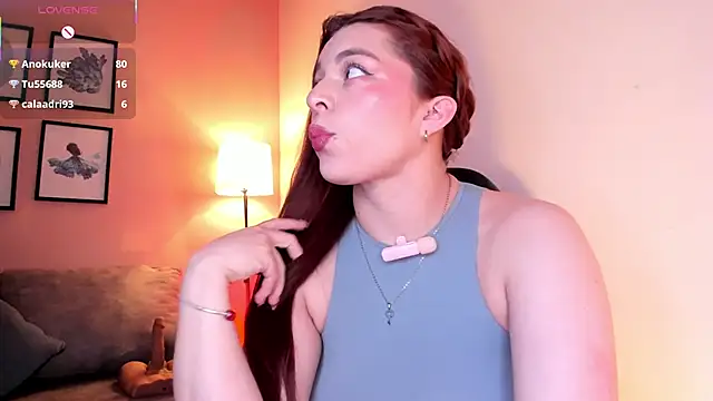Jenniekim_18 Chat XXX in diretta