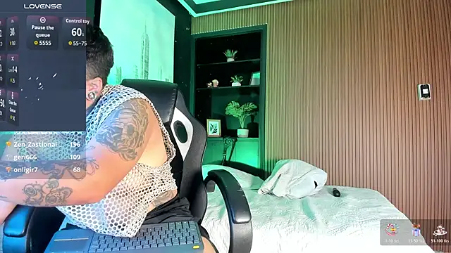 CasperMilers' Live XXX Chat