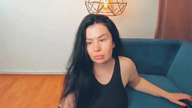 BrilliantGirll – Kamerová šou