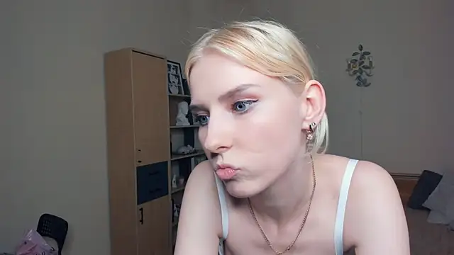 LaynePingitore Chat XXX in diretta