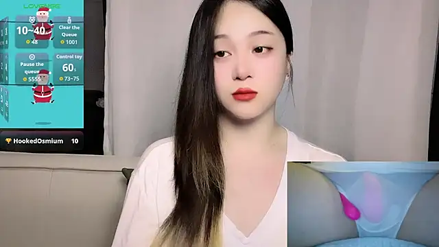 woaiqinqin Chat XXX in diretta