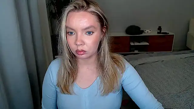 PolinaXXXXXJones Webcam show