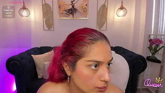 Chat +18 de Raven-reyess ao vivo