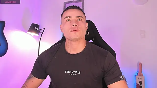 connorsmiith's Live XXX Chat