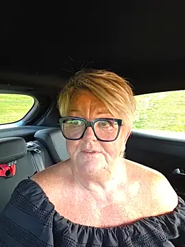 BridgetBlueEyes Live XXX Chat