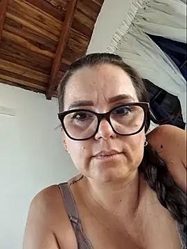 MariaPau_83 – Naživo XXX chat