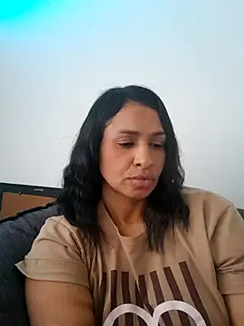 mell0102 Webcamshow