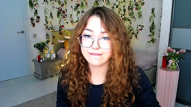 SereneFlame live XXX chat