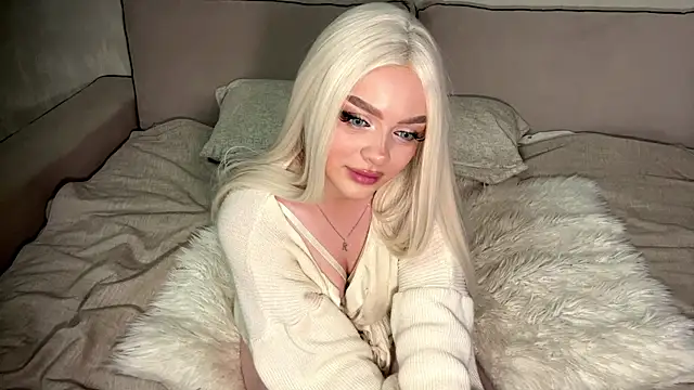 RussianGirlXX Шоу с уебкамера