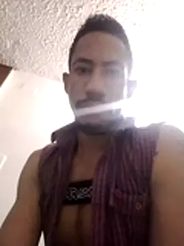 kratosmoreno25n Webbikameraesitys
