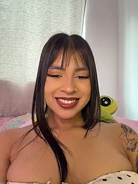 Chel__'s Webcam Show