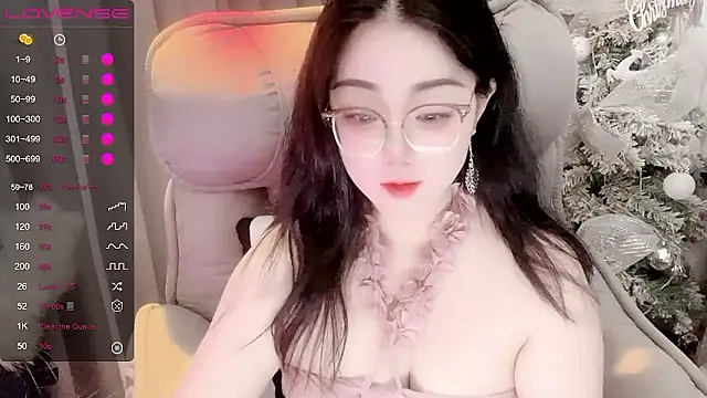Monica-666888- 现场XXX聊天