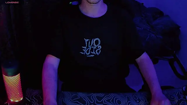 צ'אט XXX בשידור חי של xXxHARDPORNxXx