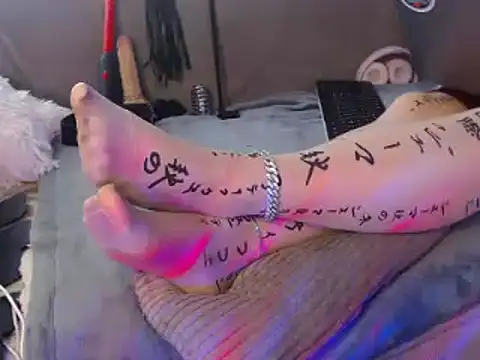 GoddessMonicaAngels' Live XXX Chat