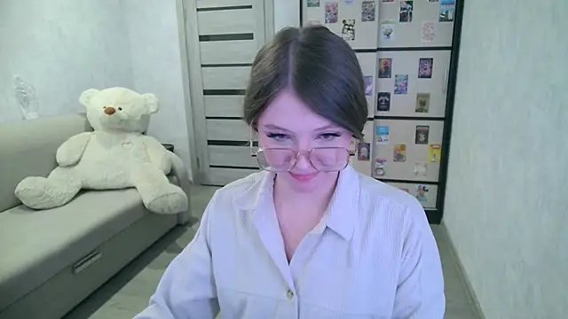 Chatroom XXX en direct de GinnyBlacky