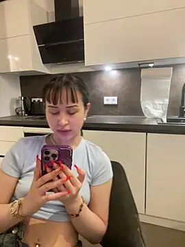 Just-Lilly Chat XXX in diretta