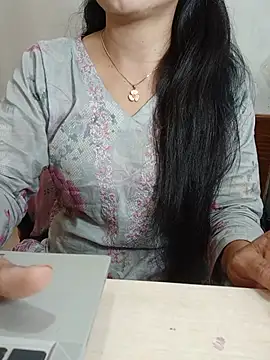 Chanchal--Navya Live XXX-chat