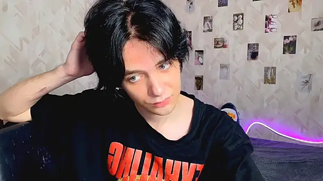 عرض كام Zombde