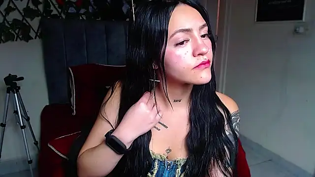 Violettasquirt's Live XXX Chat