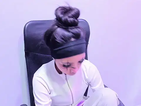 cherrysweetl_'s Live XXX Chat