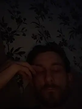 Big8inchUncutCock Webcam Show