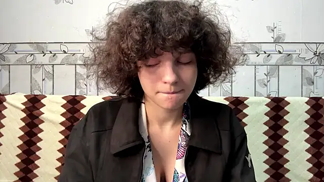 Chat +18 de Nikatyanxx ao vivo