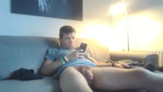sexybushguyIvar Show in webcam