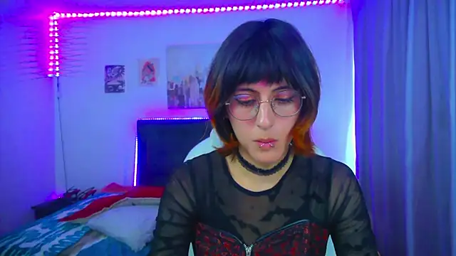 goth_minerva webcam show