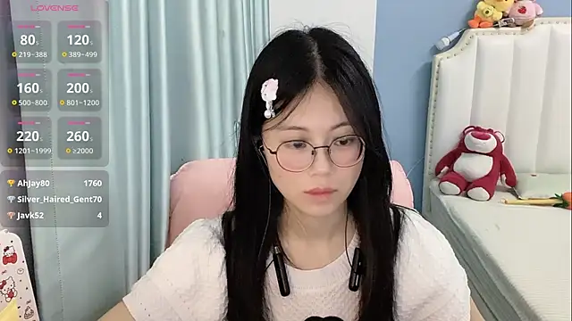 Chatroom XXX en direct de Luna-666