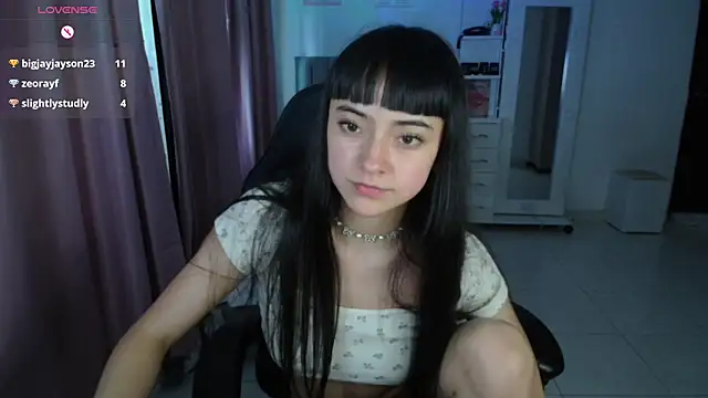 violetta_blackk's Live XXX Chat