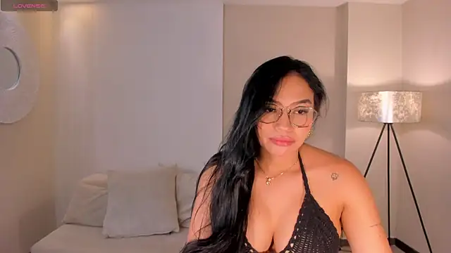 MollyJones_ Chat XXX in diretta
