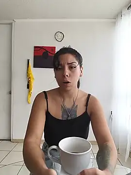 Chatroom XXX en direct de Diosagata
