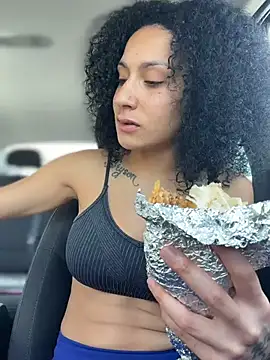 FerrariFrench – Naživo XXX chat