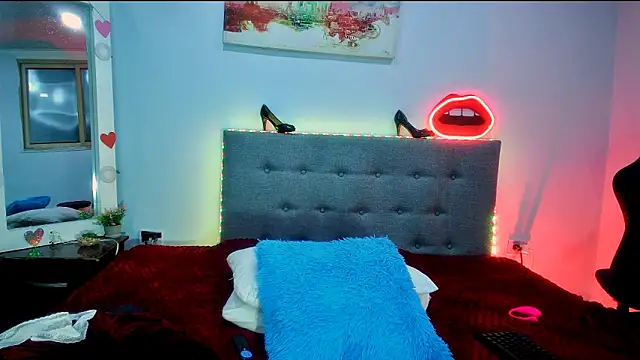 Show de Lorena_sweet33 na webcam