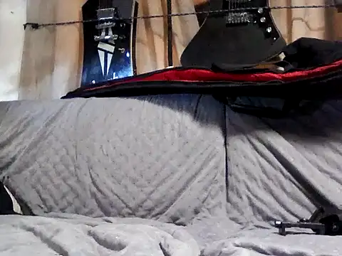 2Hot2gether69 élő XXX-chatje