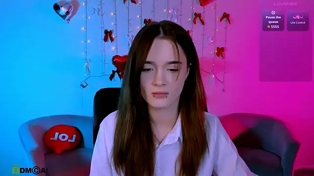 liana_kissesのライブXXXチャット