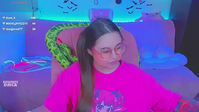 Lolisuccub – Naživo XXX chat