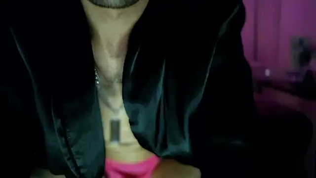 Trystan_Spellman Show in webcam