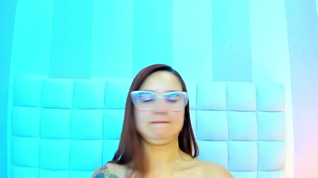 Chat XXX en directo de teresasroom_