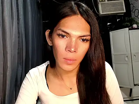 GORGEOUS_CARMEE – webcam-show