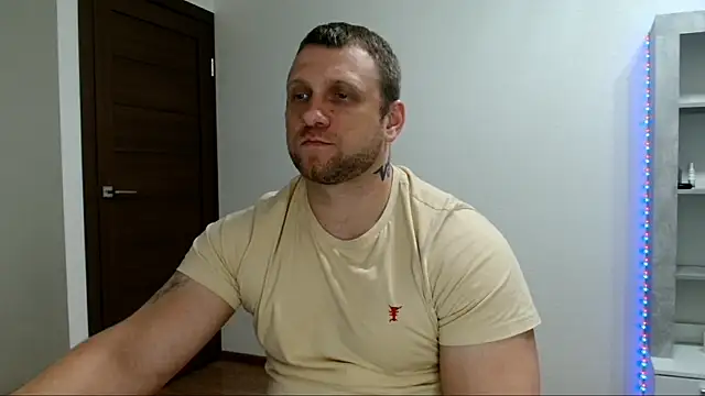 Вебкам-шоу B-L-O-N-D